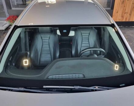 Сірий Мерседес Е-Клас, об'ємом двигуна 2 л та пробігом 397 тис. км за 23499 $, фото 2 на Automoto.ua