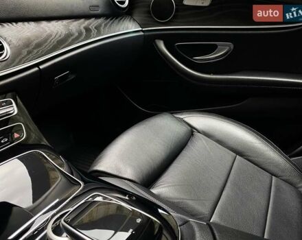 Серый Мерседес Е-Класс, объемом двигателя 1.95 л и пробегом 397 тыс. км за 23499 $, фото 66 на Automoto.ua