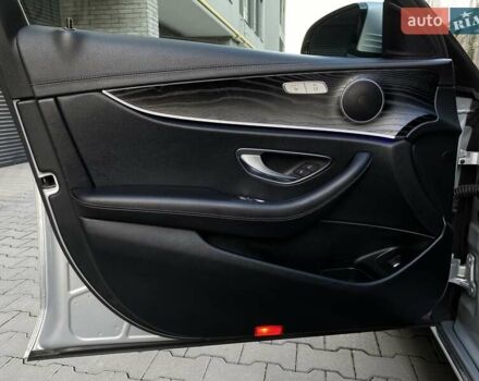 Серый Мерседес Е-Класс, объемом двигателя 1.95 л и пробегом 397 тыс. км за 23499 $, фото 33 на Automoto.ua