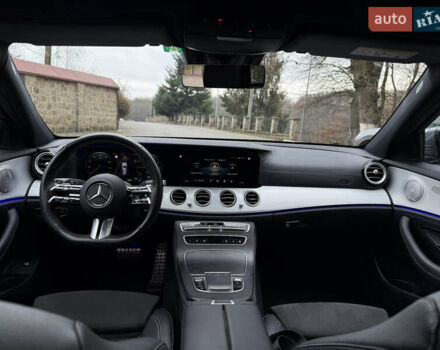 Сірий Мерседес Е-Клас, об'ємом двигуна 1.95 л та пробігом 22 тис. км за 41200 $, фото 27 на Automoto.ua