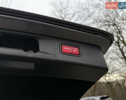 Сірий Мерседес Е-Клас, об'ємом двигуна 1.95 л та пробігом 22 тис. км за 41200 $, фото 30 на Automoto.ua