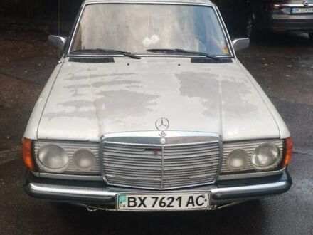 Серый Мерседес Е-Класс, объемом двигателя 2.4 л и пробегом 500 тыс. км за 1000 $, фото 1 на Automoto.ua