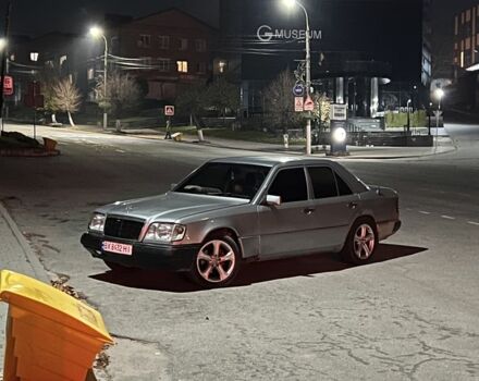 Серый Мерседес Е-Класс, объемом двигателя 2.6 л и пробегом 3 тыс. км за 1500 $, фото 1 на Automoto.ua