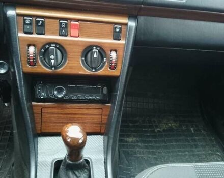 Сірий Мерседес Е-Клас, об'ємом двигуна 2.3 л та пробігом 486 тис. км за 2300 $, фото 1 на Automoto.ua