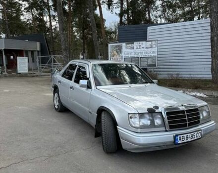 Серый Мерседес Е-Класс, объемом двигателя 2.6 л и пробегом 563 тыс. км за 2500 $, фото 1 на Automoto.ua
