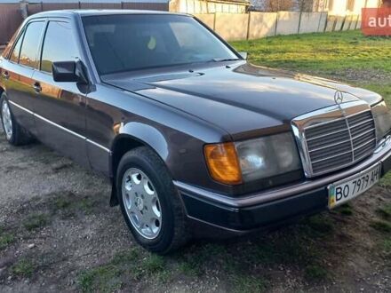 Сірий Мерседес Е-Клас, об'ємом двигуна 2.3 л та пробігом 400 тис. км за 2500 $, фото 1 на Automoto.ua