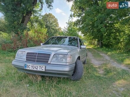 Мерседес Е-Класс 1993 в Золочев на Automoto.ua Серый Мерседес Е-Класс, объемом двигателя 2.5 л и пробегом 362 тыс. км за 8500 $, фото 1 на Automoto.ua