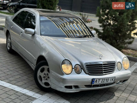 Мерседес Е-Клас 1996 у Івано-Франківську на Automoto.ua Сірий Мерседес Е-Клас, об'ємом двигуна 2.2 л та пробігом 300 тис. км за 2500 $, фото 1 на Automoto.ua