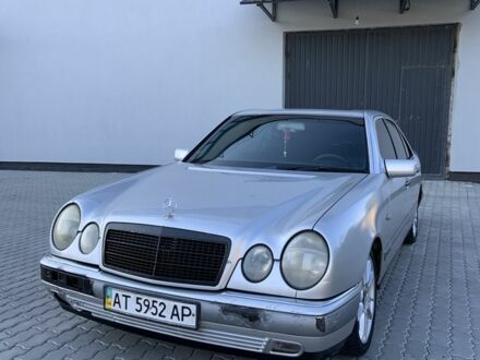 Мерседес Е-Класс 1996 в Бориславе на Automoto.ua Серый Мерседес Е-Класс, объемом двигателя 2 л и пробегом 336 тыс. км за 2549 $, фото 1 на Automoto.ua
