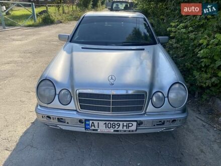 Мерседес Е-Класс 1998 в Киеве на Automoto.ua Серый Мерседес Е-Класс, объемом двигателя 2.9 л и пробегом 400 тыс. км за 3000 $, фото 1 на Automoto.ua