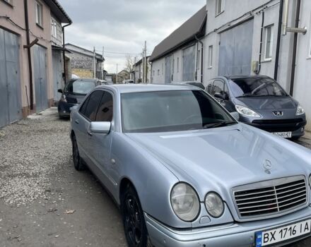 Мерседес Е-Класс 1998 в Виннице на Automoto.ua Серый Мерседес Е-Класс, объемом двигателя 3.2 л и пробегом 275 тыс. км за 2999 $, фото 1 на Automoto.ua