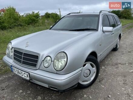 Мерседес Е-Класс 1998 в Тернополе на Automoto.ua Серый Мерседес Е-Класс, объемом двигателя 2.15 л и пробегом 398 тыс. км за 4650 $, фото 1 на Automoto.ua