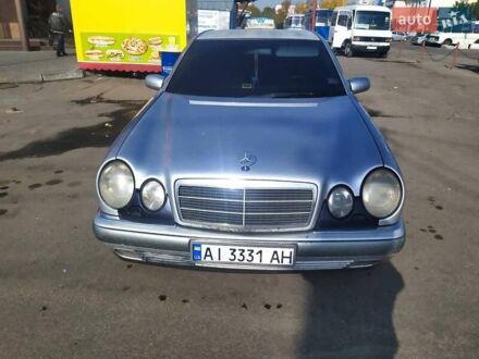 Мерседес Е-Клас 1998 у Белой Церкве на Automoto.ua Сірий Мерседес Е-Клас, об'ємом двигуна 2.8 л та пробігом 380 тис. км за 2800 $, фото 1 на Automoto.ua