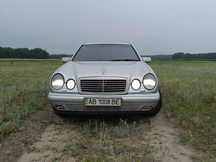 Мерседес Е-Класс 1999 в Калиновке на Automoto.ua Серый Мерседес Е-Класс, объемом двигателя 3 л и пробегом 3 тыс. км за 4000 $, фото 1 на Automoto.ua