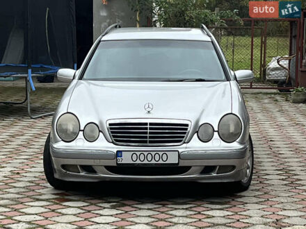 Мерседес Е-Класс 1999 в Хусте на Automoto.ua Серый Мерседес Е-Класс, объемом двигателя 3.2 л и пробегом 580 тыс. км за 3000 $, фото 1 на Automoto.ua