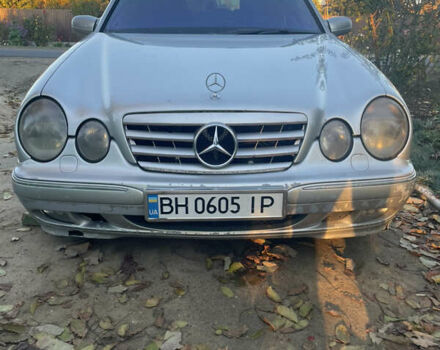 Серый Мерседес Е-Класс, объемом двигателя 3.2 л и пробегом 430 тыс. км за 3200 $, фото 1 на Automoto.ua