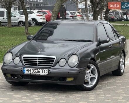 Сірий Мерседес Е-Клас, об'ємом двигуна 2.2 л та пробігом 340 тис. км за 3850 $, фото 1 на Automoto.ua