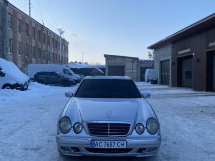 Серый Мерседес Е-Класс, объемом двигателя 3.2 л и пробегом 307 тыс. км за 3800 $, фото 1 на Automoto.ua