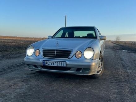 Серый Мерседес Е-Класс, объемом двигателя 2.69 л и пробегом 443 тыс. км за 4250 $, фото 1 на Automoto.ua