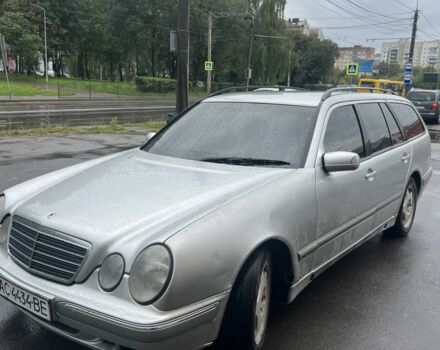 Сірий Мерседес Е-Клас, об'ємом двигуна 3.2 л та пробігом 285 тис. км за 3000 $, фото 1 на Automoto.ua