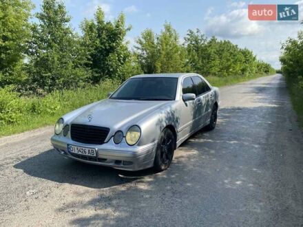 Сірий Мерседес Е-Клас, об'ємом двигуна 2.2 л та пробігом 423 тис. км за 5500 $, фото 1 на Automoto.ua