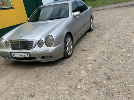 Сірий Мерседес Е-Клас, об'ємом двигуна 3.22 л та пробігом 487 тис. км за 3900 $, фото 1 на Automoto.ua