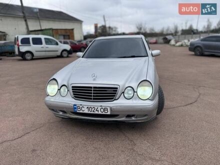 Сірий Мерседес Е-Клас, об'ємом двигуна 2.8 л та пробігом 495 тис. км за 3900 $, фото 1 на Automoto.ua