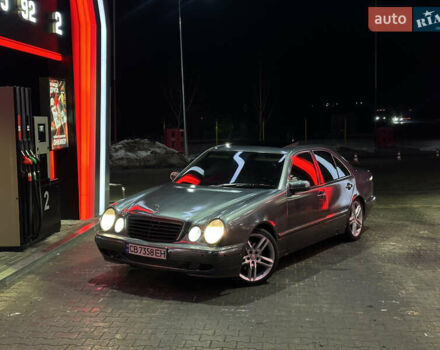 Сірий Мерседес Е-Клас, об'ємом двигуна 3.22 л та пробігом 450 тис. км за 3999 $, фото 1 на Automoto.ua