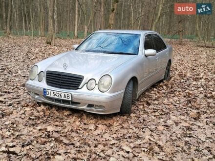 Сірий Мерседес Е-Клас, об'ємом двигуна 2.2 л та пробігом 425 тис. км за 5750 $, фото 1 на Automoto.ua