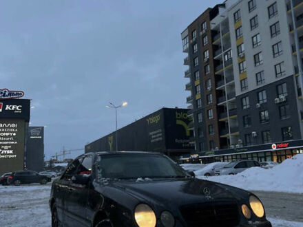 Сірий Мерседес Е-Клас, об'ємом двигуна 2 л та пробігом 800 тис. км за 2300 $, фото 1 на Automoto.ua