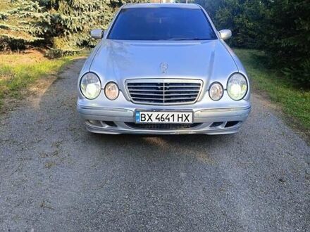 Мерседес Е-Клас 2000 у Тернополі на Automoto.ua Сірий Мерседес Е-Клас, об'ємом двигуна 2.2 л та пробігом 364 тис. км за 3500 $, фото 1 на Automoto.ua