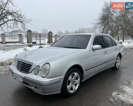 Серый Мерседес Е-Класс, объемом двигателя 2.15 л и пробегом 470 тыс. км за 4300 $, фото 1 на Automoto.ua