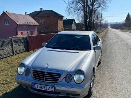 Серый Мерседес Е-Класс, объемом двигателя 2.7 л и пробегом 349 тыс. км за 4600 $, фото 1 на Automoto.ua