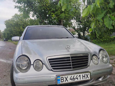 Мерседес Е-Класс 2000 в Каменце-Подольском на Automoto.ua Серый Мерседес Е-Класс, объемом двигателя 2.2 л и пробегом 150 тыс. км за 4500 $, фото 1 на Automoto.ua