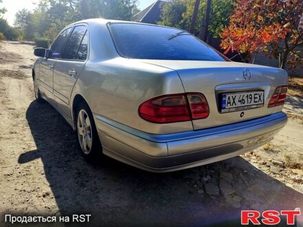 Сірий Мерседес Е-Клас, об'ємом двигуна 2.8 л та пробігом 287 тис. км за 2300 $, фото 1 на Automoto.ua