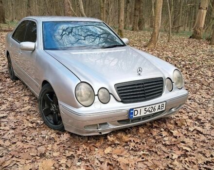 Сірий Мерседес Е-Клас, об'ємом двигуна 2.2 л та пробігом 320 тис. км за 4150 $, фото 1 на Automoto.ua
