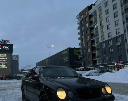 Серый Мерседес Е-Класс, объемом двигателя 2 л и пробегом 390 тыс. км за 2499 $, фото 1 на Automoto.ua