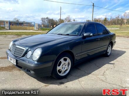 Сірий Мерседес Е-Клас, об'ємом двигуна 2.1 л та пробігом 281 тис. км за 5500 $, фото 1 на Automoto.ua