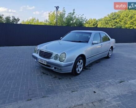 Серый Мерседес Е-Класс, объемом двигателя 2.7 л и пробегом 602 тыс. км за 4700 $, фото 1 на Automoto.ua