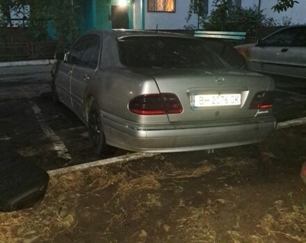 Сірий Мерседес Е-Клас, об'ємом двигуна 3.2 л та пробігом 320 тис. км за 1003 $, фото 1 на Automoto.ua