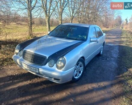 Сірий Мерседес Е-Клас, об'ємом двигуна 2.15 л та пробігом 404 тис. км за 2850 $, фото 1 на Automoto.ua