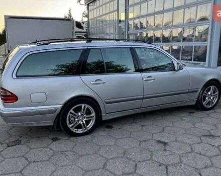 Серый Мерседес Е-Класс, объемом двигателя 3.2 л и пробегом 514 тыс. км за 4443 $, фото 1 на Automoto.ua