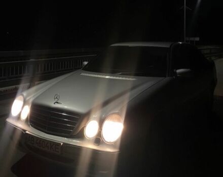 Сірий Мерседес Е-Клас, об'ємом двигуна 2 л та пробігом 407 тис. км за 3300 $, фото 1 на Automoto.ua