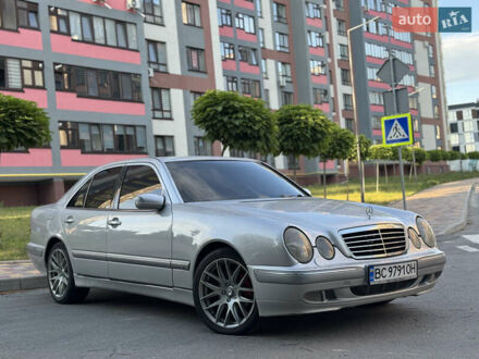 Мерседес Е-Класс 2000 в Тернополе на Automoto.ua Серый Мерседес Е-Класс, объемом двигателя 2.7 л и пробегом 310 тыс. км за 4750 $, фото 1 на Automoto.ua