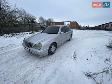 Сірий Мерседес Е-Клас, об'ємом двигуна 2.69 л та пробігом 340 тис. км за 3200 $, фото 1 на Automoto.ua