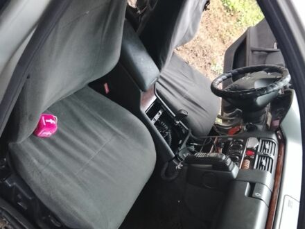 Сірий Мерседес Е-Клас, об'ємом двигуна 3 л та пробігом 580 тис. км за 2500 $, фото 1 на Automoto.ua