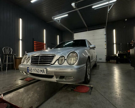 Сірий Мерседес Е-Клас, об'ємом двигуна 2 л та пробігом 399 тис. км за 4600 $, фото 1 на Automoto.ua