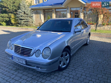 Мерседес Е-Класс 2001 в Долине на Automoto.ua Серый Мерседес Е-Класс, объемом двигателя 3.23 л и пробегом 500 тыс. км за 4300 $, фото 1 на Automoto.ua