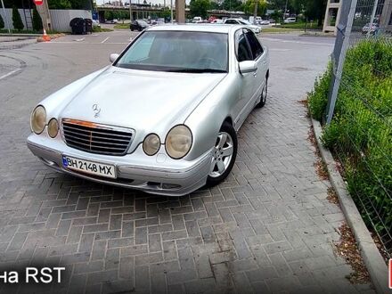 Сірий Мерседес Е-Клас, об'ємом двигуна 3.2 л та пробігом 353 тис. км за 5800 $, фото 1 на Automoto.ua