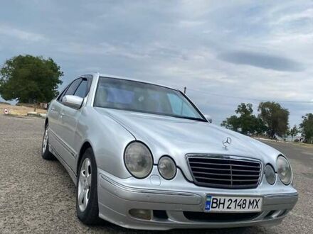 Мерседес Е-Класс 2001 в Белгород-Днестровском на Automoto.ua Серый Мерседес Е-Класс, объемом двигателя 3.2 л и пробегом 354 тыс. км за 5400 $, фото 1 на Automoto.ua